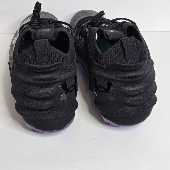 Athletic_Shoes